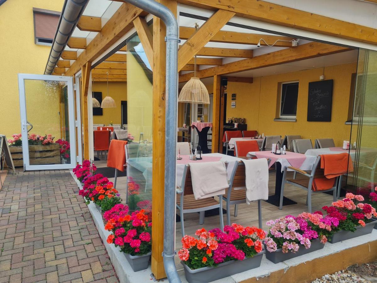 Gasthaus Zur Hecke Schönefeld Buitenkant foto