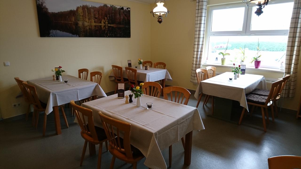 Gasthaus Zur Hecke Schönefeld Buitenkant foto